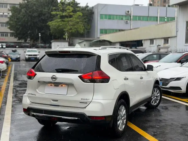 Nissan Qijun 2.0L CVT Zhilian Comfort Edition 2WD