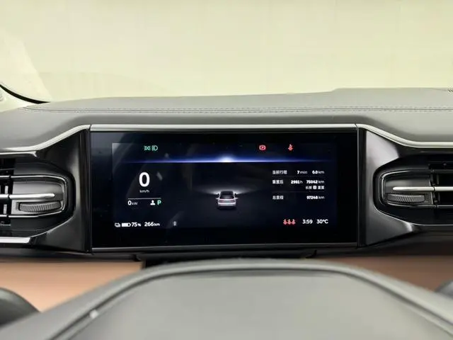 NIO NIO ES8 Founding Edition