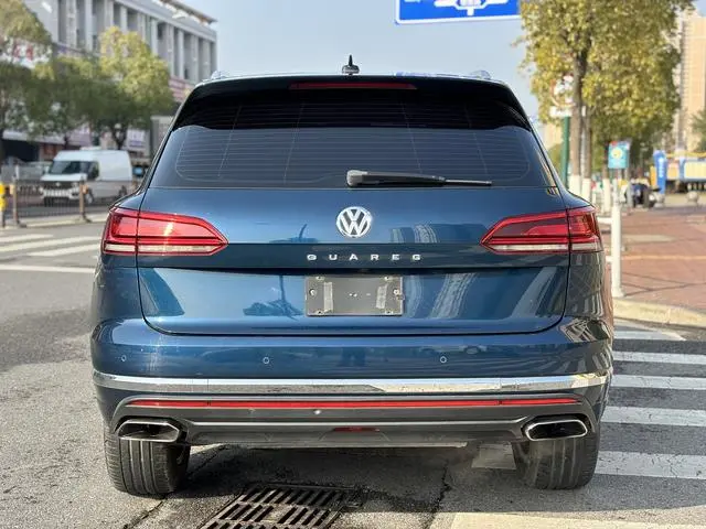 Volkswagen Touareg 2.0 TSI Ruiyi Edition Country V
