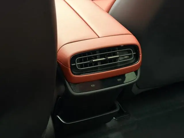 Xiaomi Xiaomi SU7 Four-wheel drive, long battery life, Max version