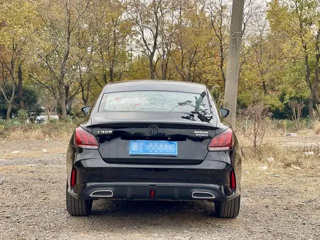 MG MG5 Facelift 300TGI DCT Green Luxury Ultimate Edition