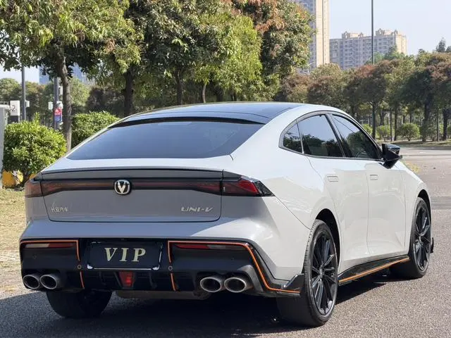 Changan Changan UNI-V 1.5T Sports version