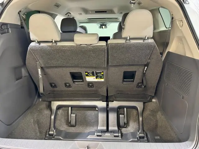 TOYOTA Grevia Smart electric hybrid dual engine 2.5L two-wheel drive comfort version