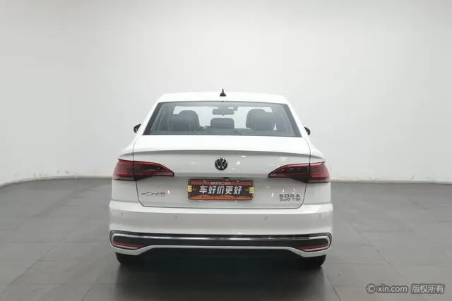 Volkswagen Bora 300TSI DSG Premium Edition