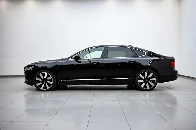 Volvo Volvo S90 PHEV T8 four-wheel drive long battery life Zhiya Deluxe Edition