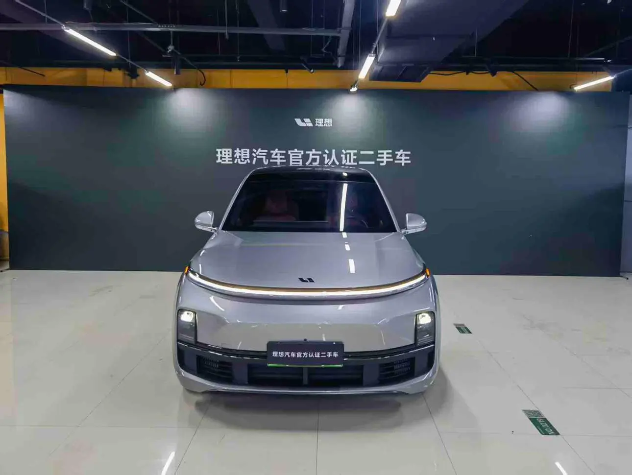 Li Auto Ideal L8 Pro version