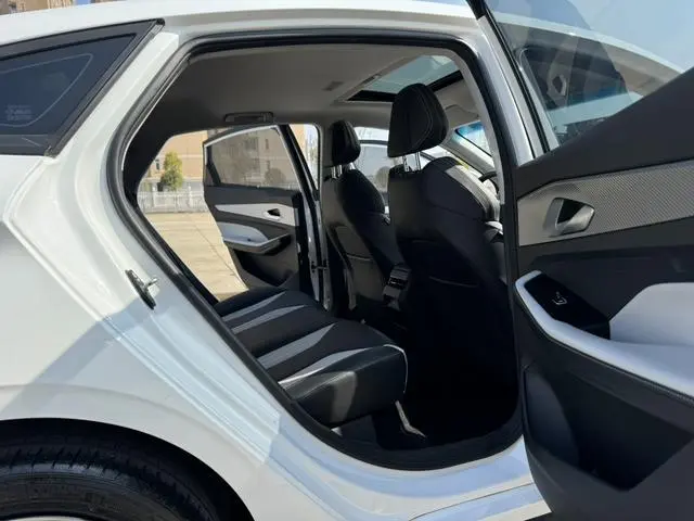 Geely Binrui Binrui COOL 1.5T DCT Champion Edition