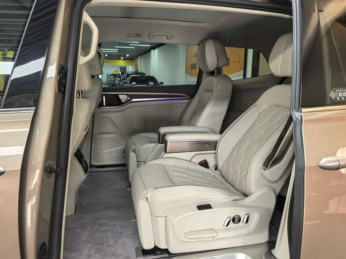Volkswagen Weiran 380TSI Premium Edition