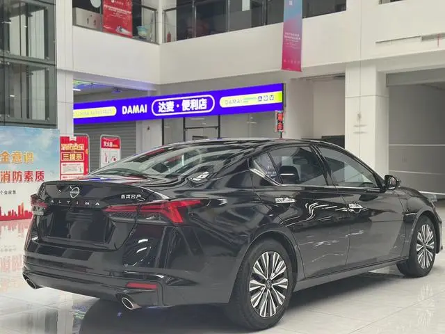 Nissan Teana 2.0L XL-TLS Enjoy Edition