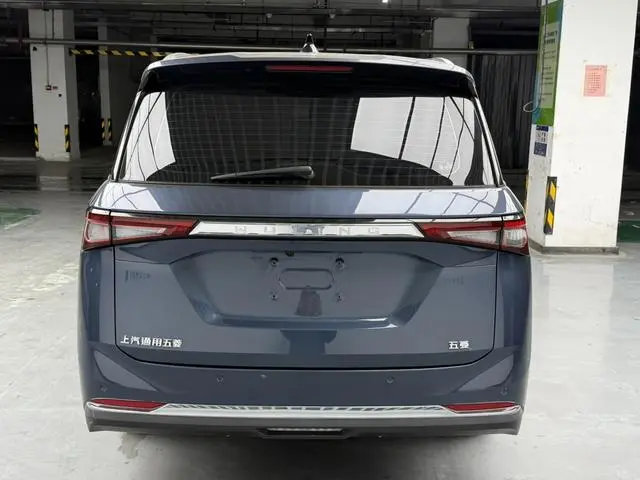 Wuling Wuling Jiachen 1.5T CVT Smart Luxury