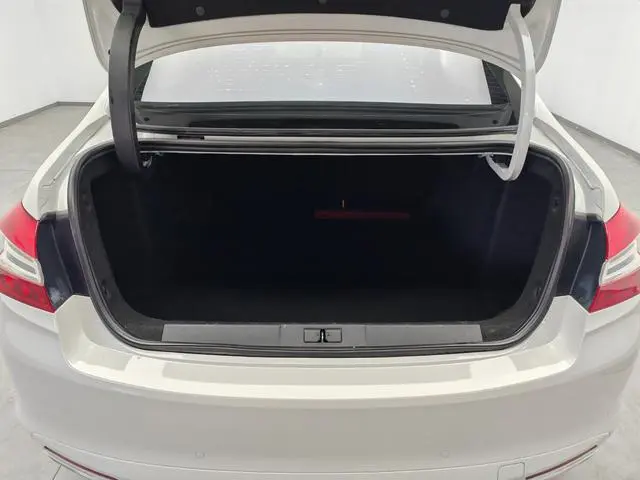 Peugeot Peugeot 408 1.6T Automatic Deluxe Edition