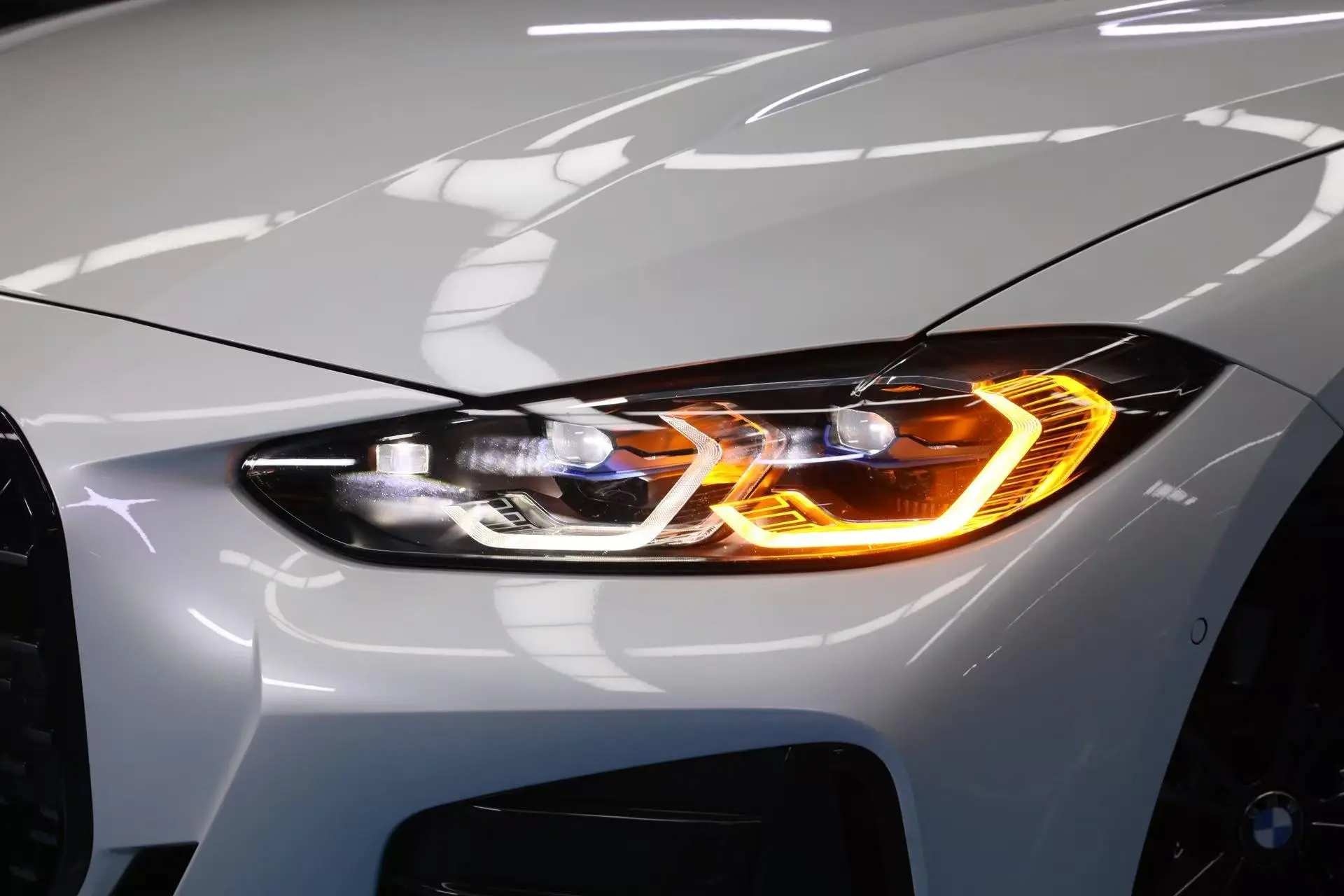 BMW BMW 4 Series Facelift 425i convertible M sports Yao Ye Suit