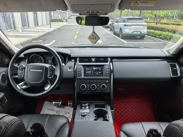 Land Rover discover 3.0 V6 SE