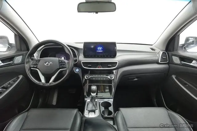 Hyundai Tucson 280TGDi dual-clutch two-wheel drive fashion version of the country V
