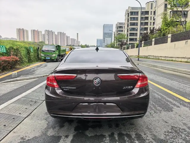 Buick Lacrosse 20T luxury