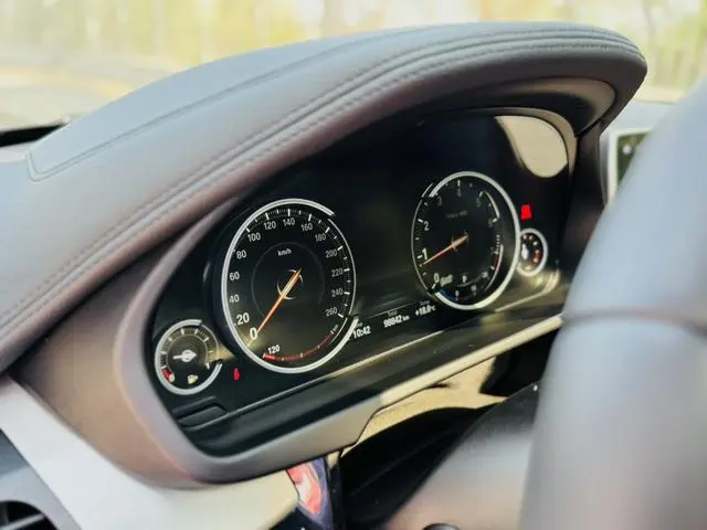 BMW BMW X6 xDrive35i M sports suit