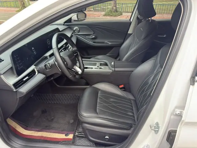 Chery Fulwin Arrizo 8 1.6TGDI DCT Yi