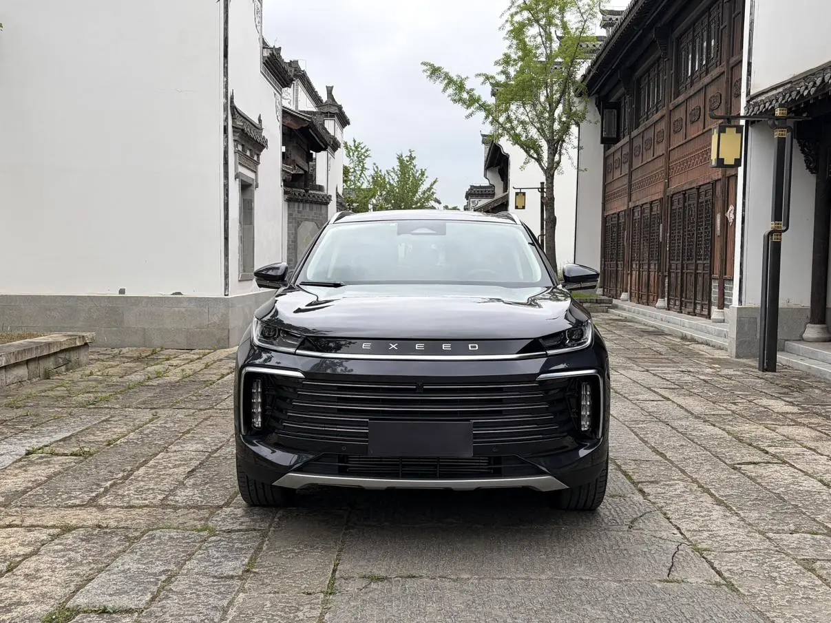 EXEED Xingtu Lingyun Lingyun 400T two-wheel drive Star Edition