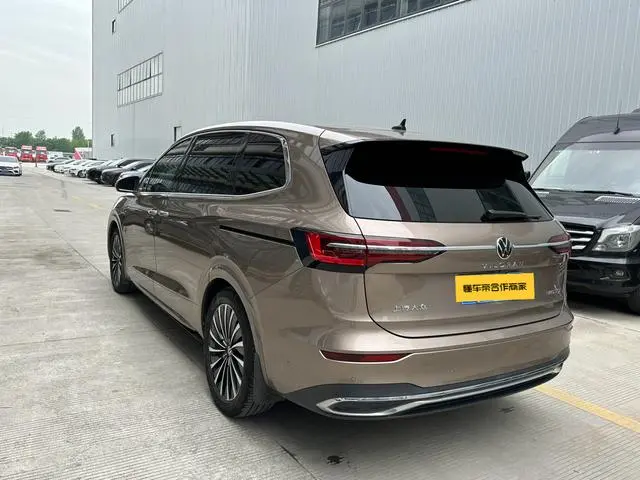 Volkswagen Weiran 380TSI Premium Edition