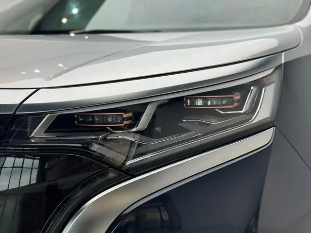 Denza Denza D9 EV 600 four-wheel drive flagship