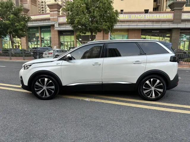 Peugeot Peugeot 5008 380THP 7-seater luxury GT version