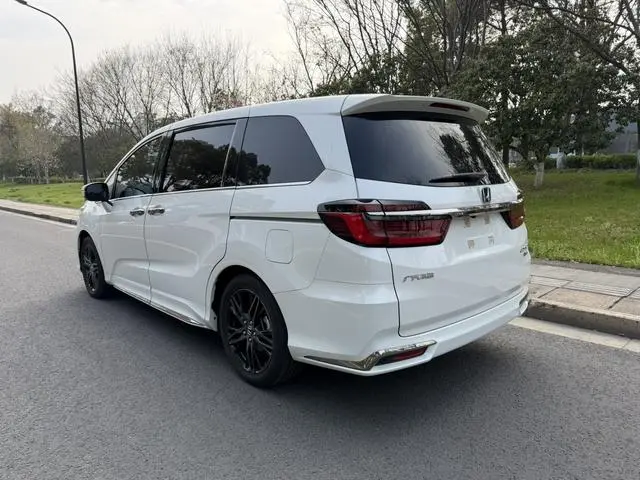 Honda Odyssey 2.0L Rui*Yaoxiang Edition