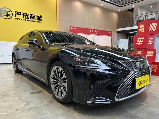 Lexus Lexus LS 500h Executive Edition Country VI
