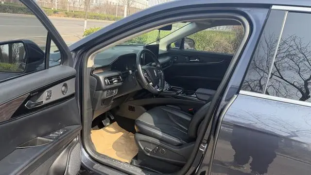 Lincoln Navigator 2.0T four-wheel drive Zunya Edition