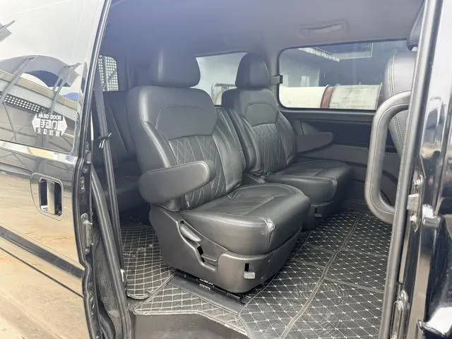 Dongfeng Fengxing Lingzhi M5L 1.6L luxury 7-seater