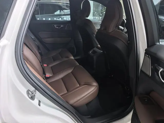 Volvo Volvo XC60 PHEV T8 four-wheel drive long battery life Zhiya Deluxe Edition