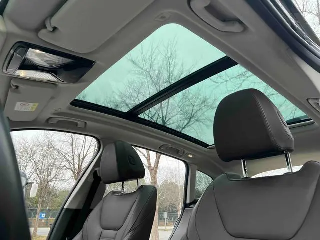 BMW BMW X3 xDrive28i M sports suit