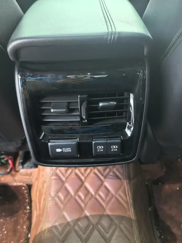 TOYOTA Asian dragon 2.0L XLE Exclusive Edition Country VI
