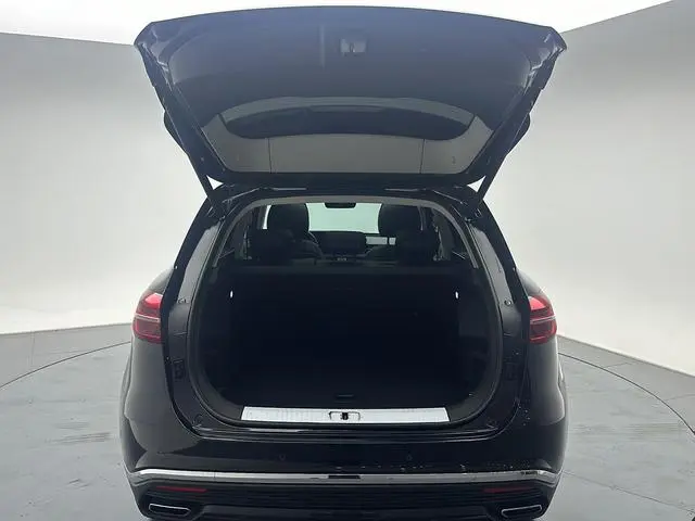 Hongqi Hongqi HS5 Facelift 2.0T Zhilian flag enjoy four-wheel drive version