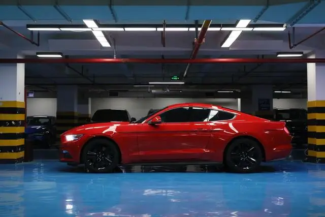 Ford Mustang 2.3T Performance Version
