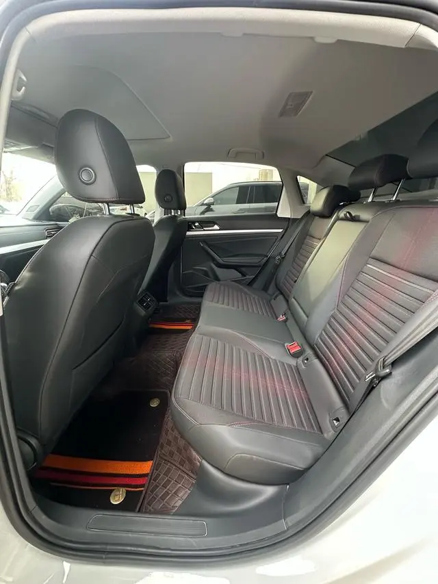 Volkswagen Lavida 300TSI DSG Starry Sky Manyi Edition