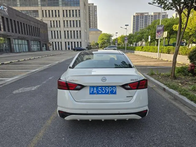 Nissan Teana 2.0 L XL Comfort Edition