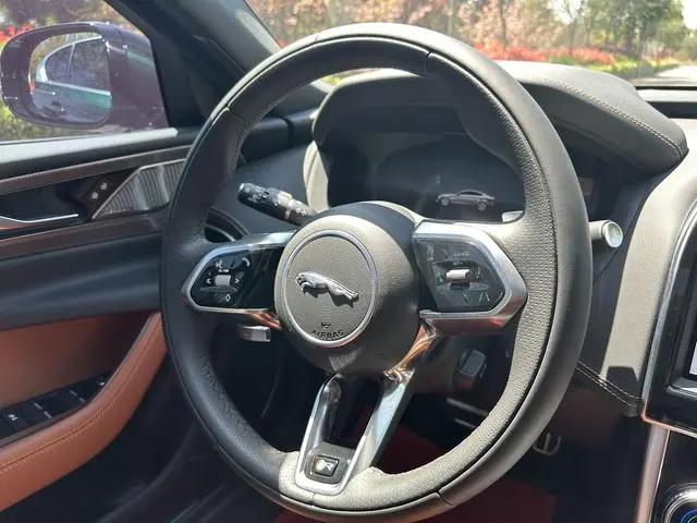 Jaguar Jaguar XEL 2.0T 250PS R-DYNAMIC S Enterprising Sports Edition