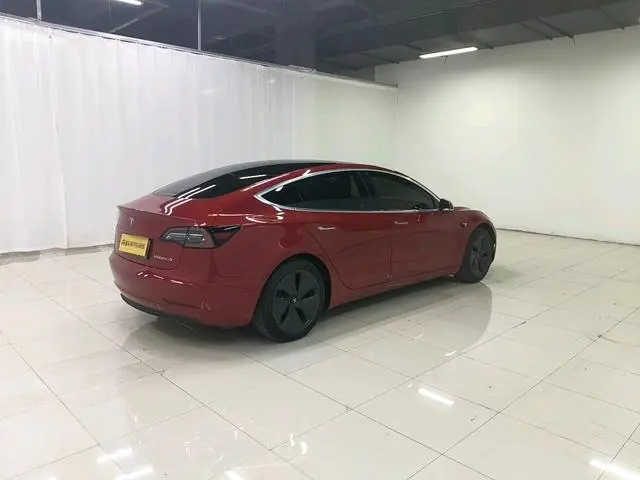 Tesla Model 3 Upgraded version of standard battery life rear drive