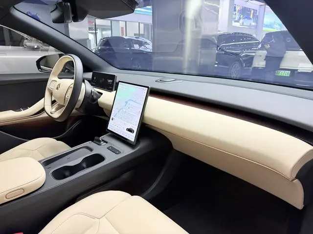 NIO Nio ET5 75kWh