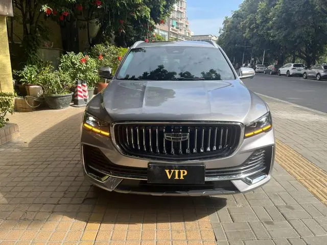 Geely Xingyue L 2.0TD high-power automatic two-wheel drive flagship type