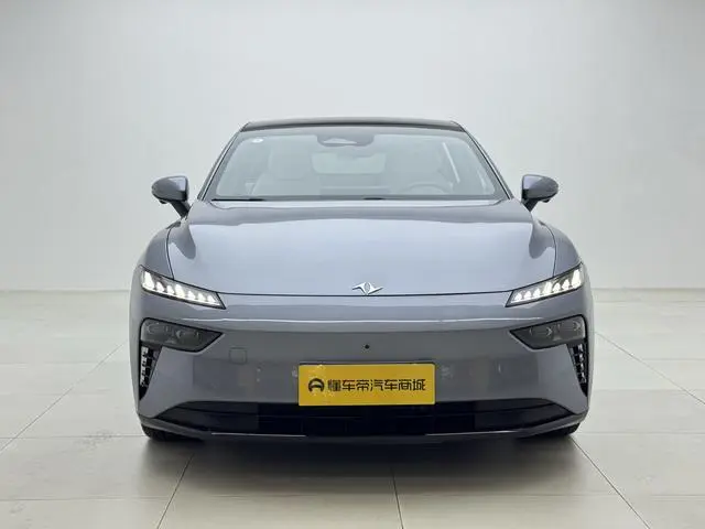 Dongfeng eπ eπ007 Pure electric 530Pro version