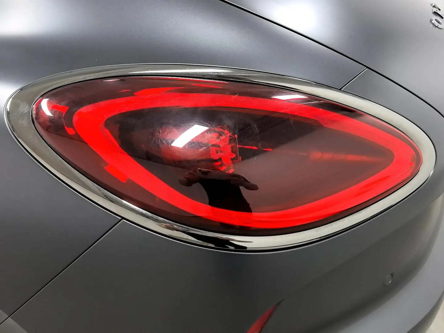 Ora Euler Lightning Cat 555km Premium Edition