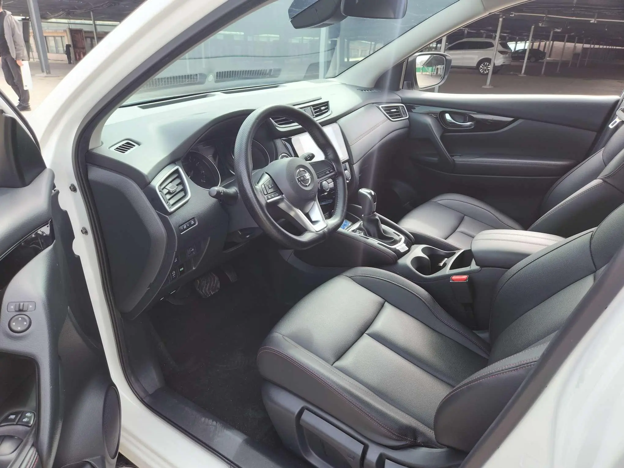 Nissan Qashqai 2.0 L XV Smart Edition