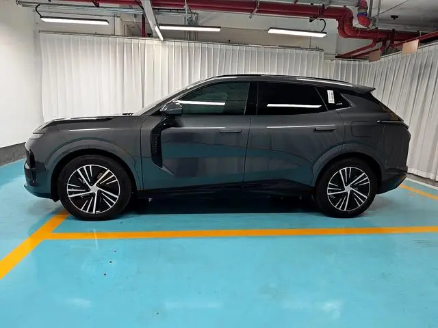 LYNK & CO Lynk & Co. 08 EM-P 120 long battery life Halo