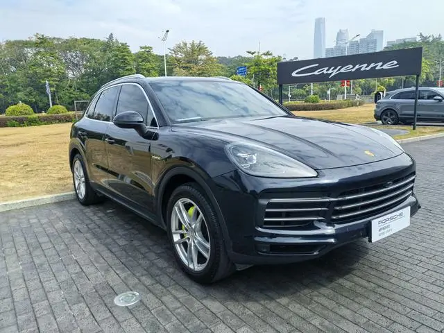 Porsche Cayenne E-Hybrid Cayenne E-Hybrid 2.0T