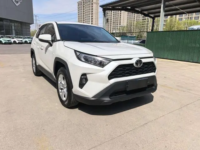 TOYOTA RAV4 Rongfang 2.0L CVT two-wheel drive urban edition