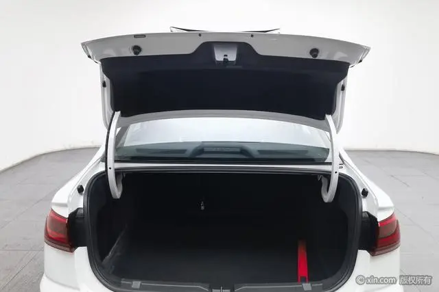 Volkswagen Bora 300TSI DSG Premium Edition