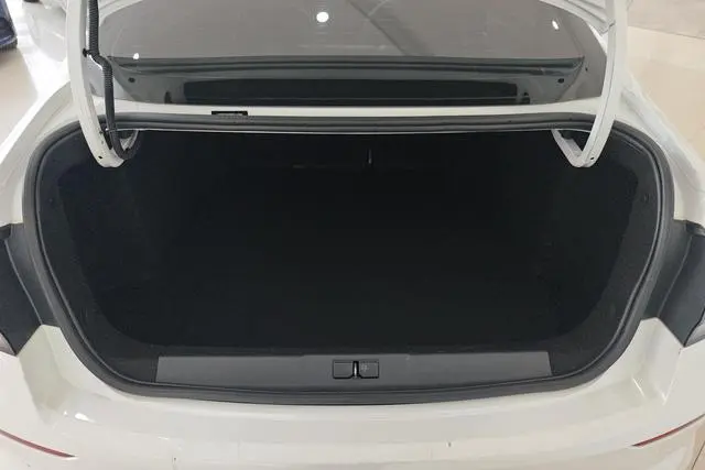 Peugeot Peugeot 408 360THP 10th Anniversary Edition