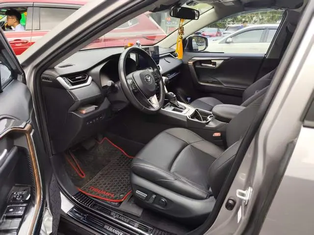 TOYOTA Wilanda 2.0L two-wheel drive luxury PLUS edition