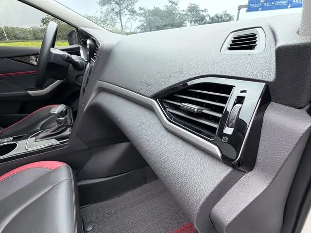 Venucia Qichen D60 1.6L XL CVT Zhilian Elite Edition (ISS)